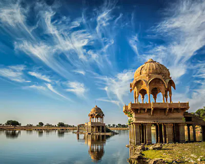 Jaisalmer Desert Safari Guide : What to Expect and When to Go