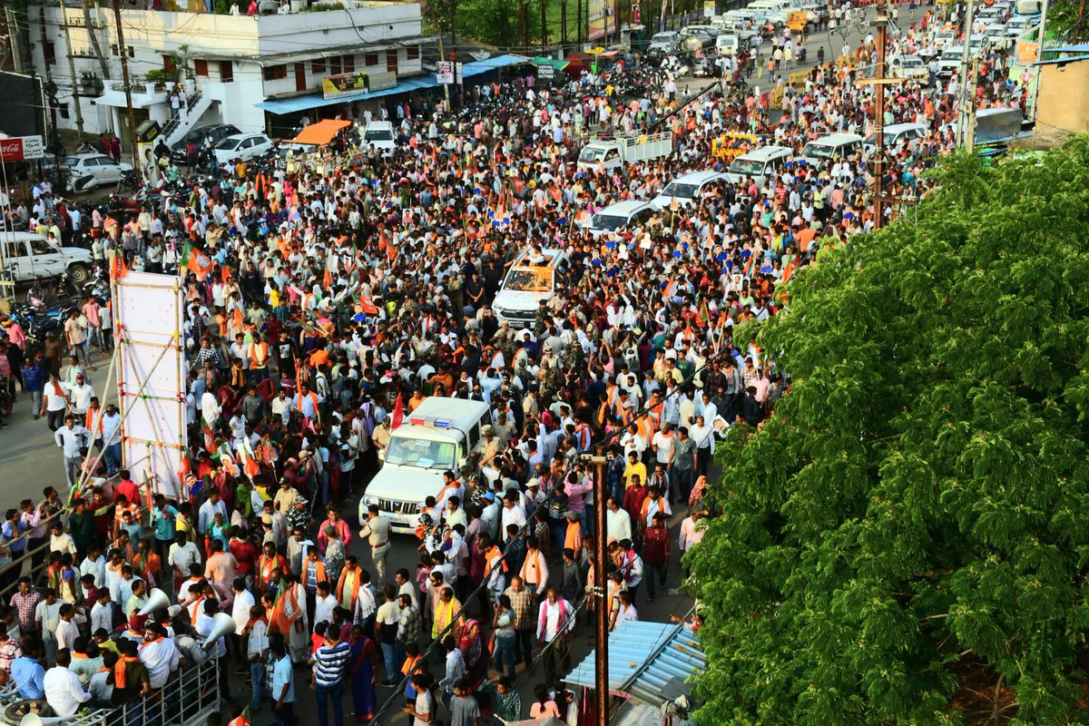 1st Road Show of Mohan Charan Majhi at Bargarh after becoming CM of Odisha in 2024