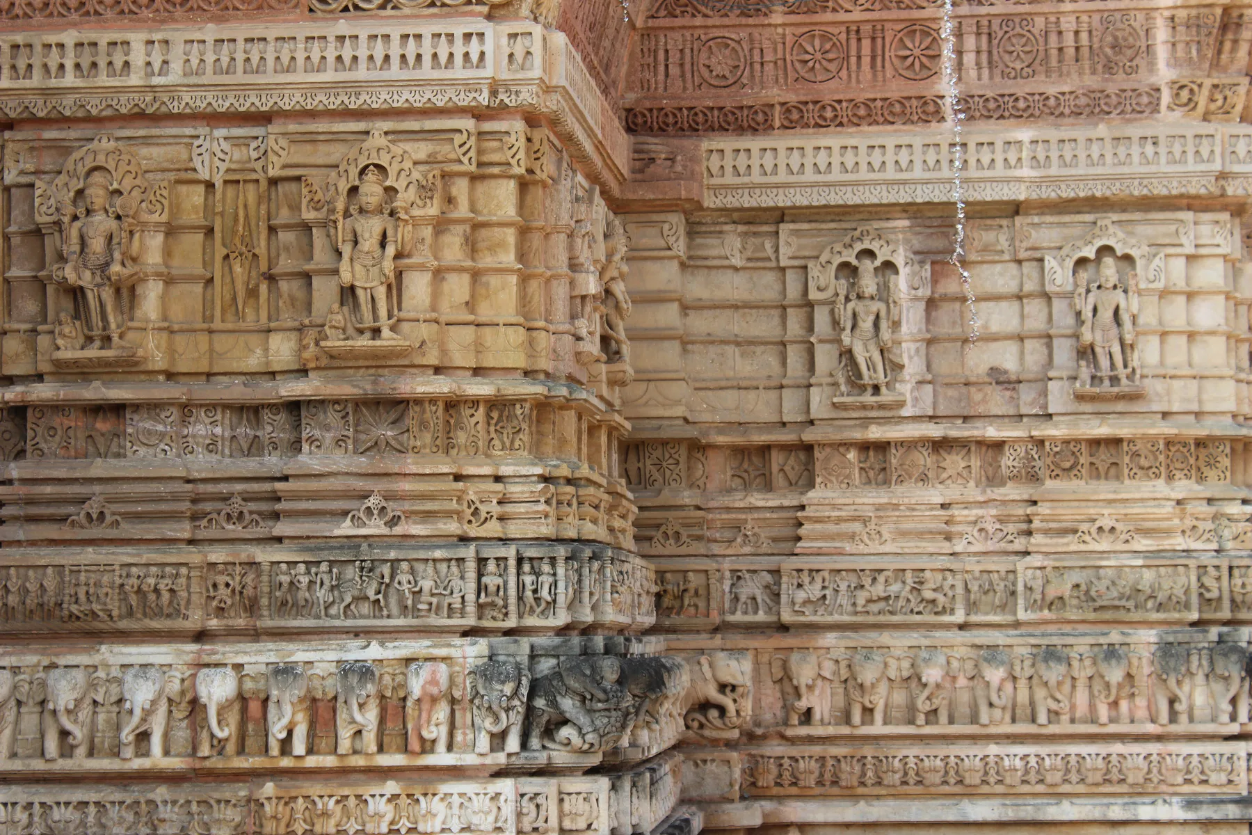 Shamlaji Temple Wall