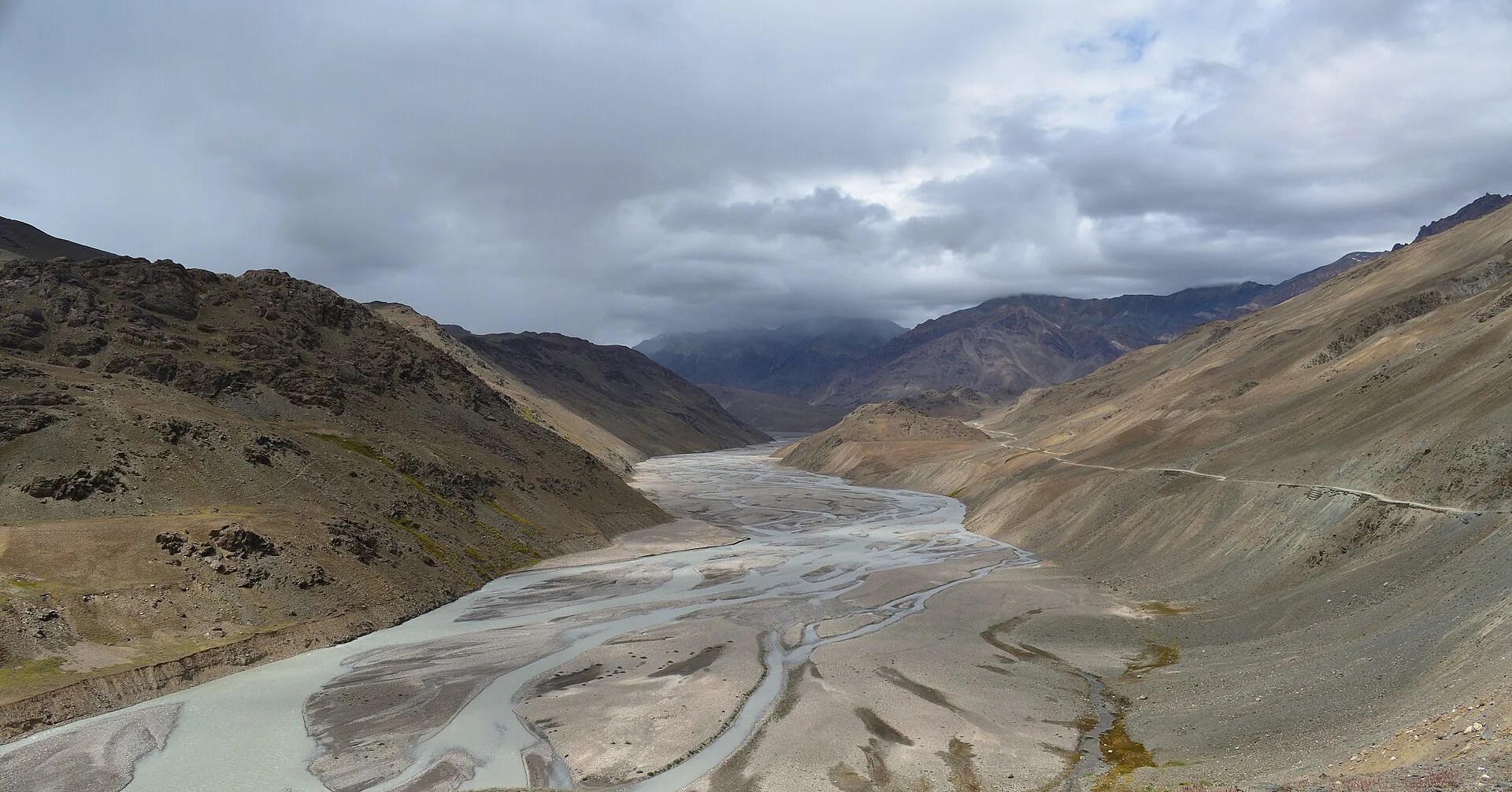 Manali to Sissu 2-Day Road Trip